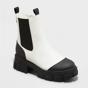 NWT!! A New Day Devan Boots